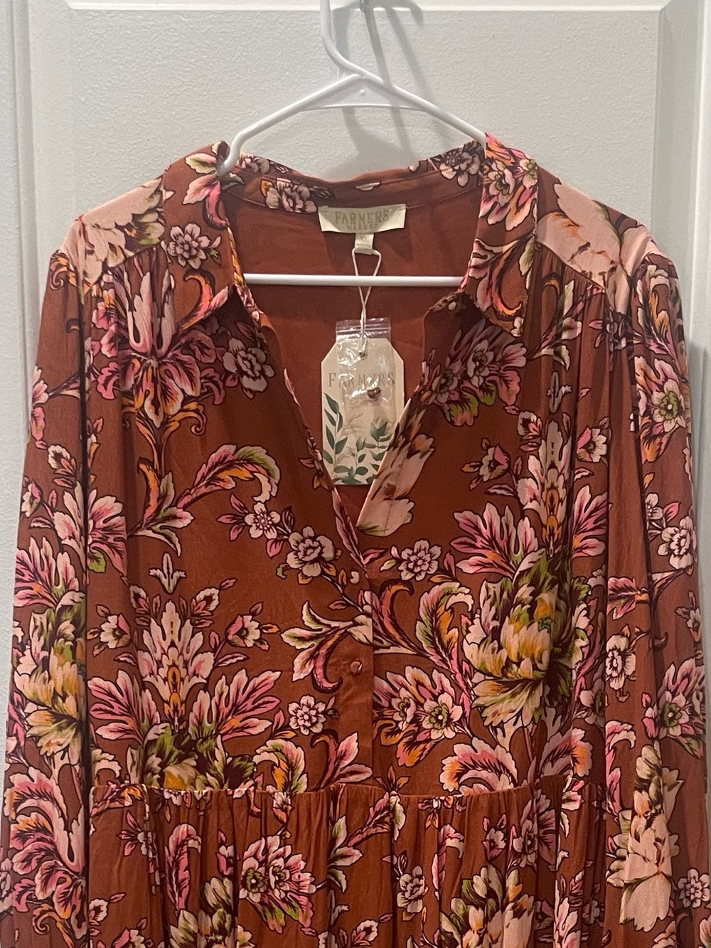 NEW…Farmers Market Floral Button-Front Flowy Shift Dress - Picture 4 of 4